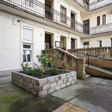 Peak Pointe Διαμέρισμα