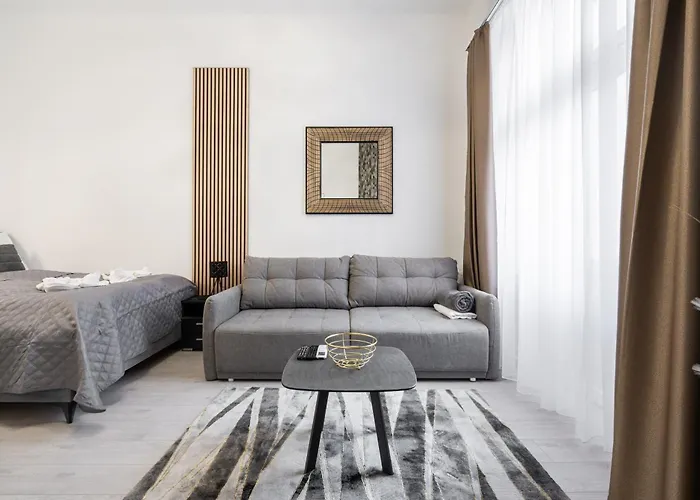 Peak Pointe * Budapest