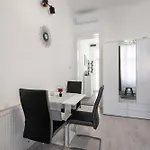 Apartamento Peak Pointe Budapest